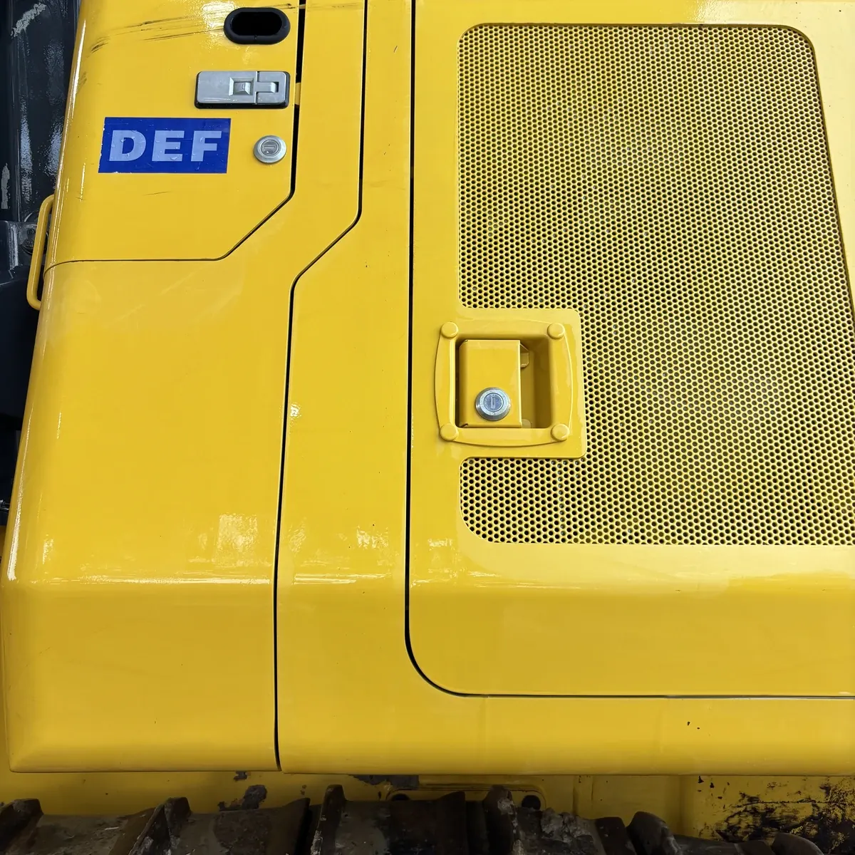 DEF tank access panel after cleaning